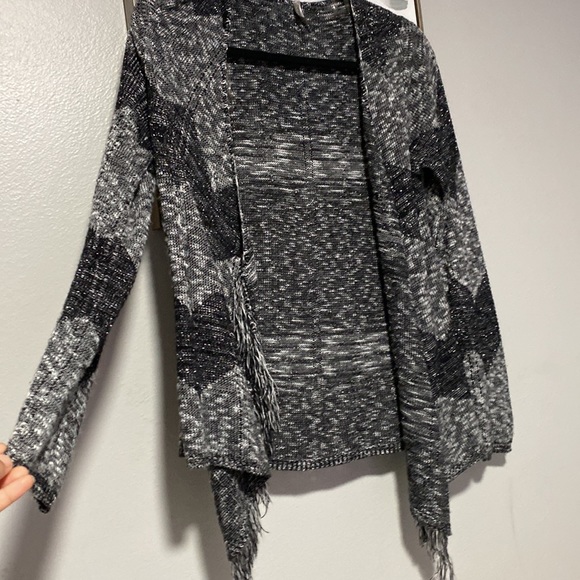 Cardigan - Picture 2 of 3